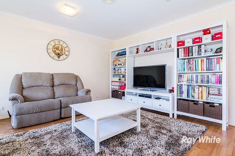 12 Butterwick Terrace, Cranbourne East VIC 3977, Cranbourne East - Thumbnail 3