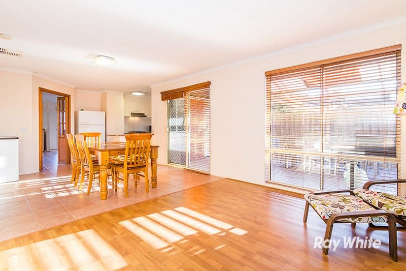 12 Butterwick Terrace, Cranbourne East VIC 3977, Cranbourne East - Thumbnail 8