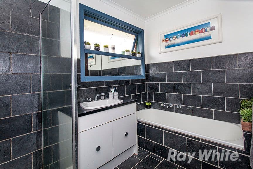 9 Holly Green Drive, Wheelers Hill VIC 3150, Wheelers Hill - Thumbnail 8