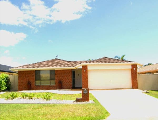 5 Bergamont Street, Elanora QLD 4221, Elanora - Thumbnail 4