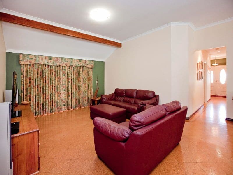 14 Hotham Crescent, Alexander Heights WA 6064, Alexander Heights - Thumbnail 7