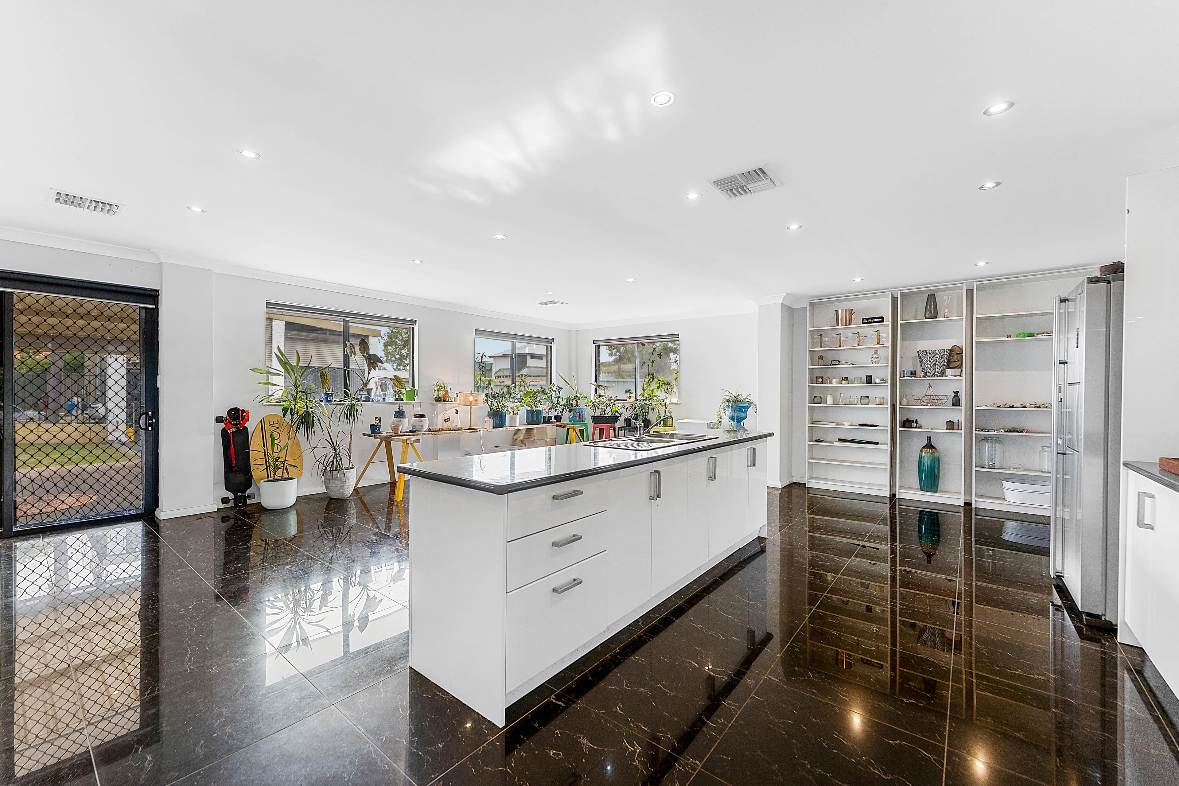 147 William Street, Beckenham WA 6107, Beckenham - Thumbnail 2