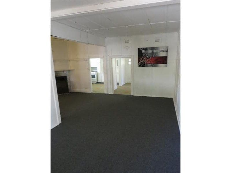 4 Main North Road, Willow Tree - Thumbnail 4
