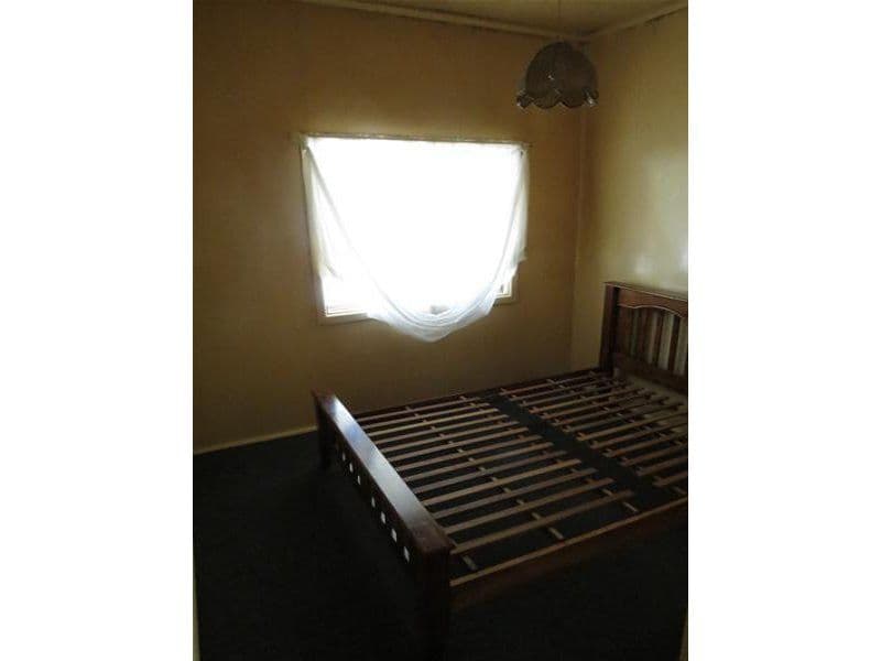 4 Main North Road, Willow Tree - Thumbnail 5