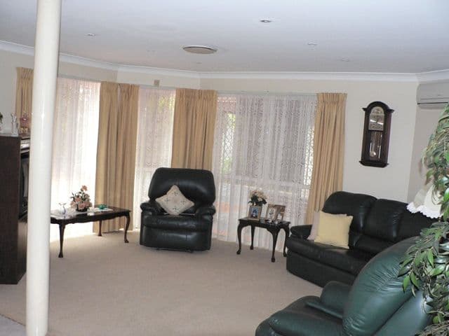 22 Marsala Street, CALAMVALE QLD 4116, Calamvale - Thumbnail 3