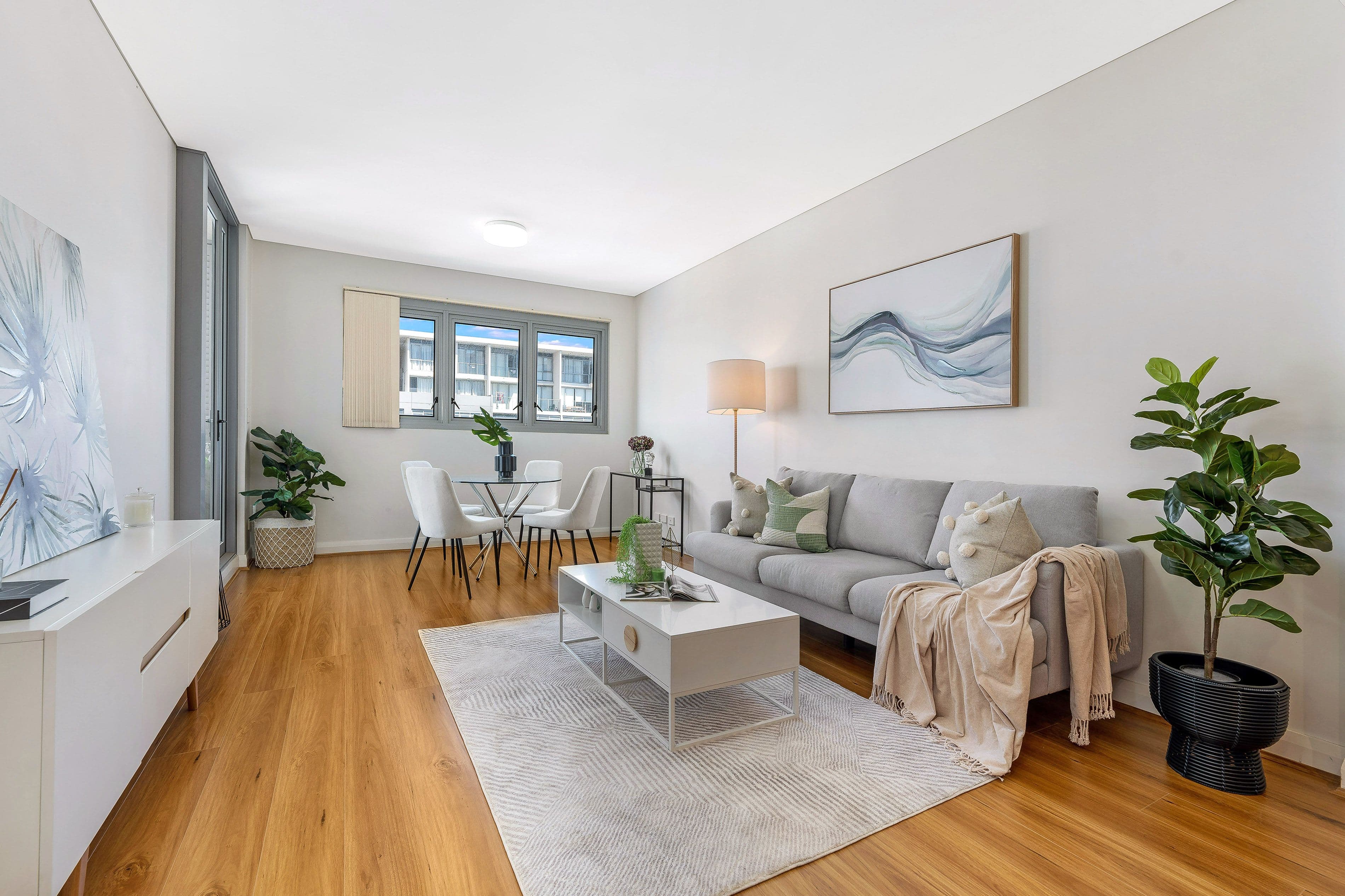 99 Forest Road, Hurstville NSW 2220, Hurstville - Thumbnail 2