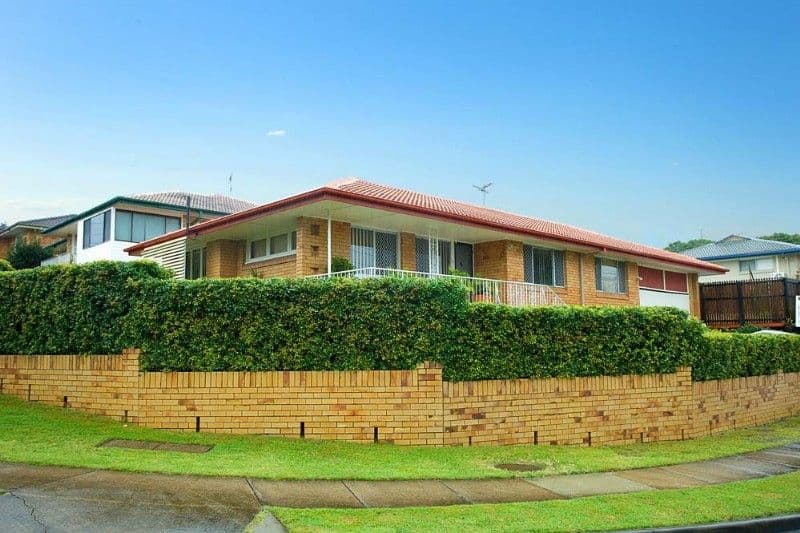 2 Cresthaven Drive, MANSFIELD QLD 4122, Mansfield - Image 1
