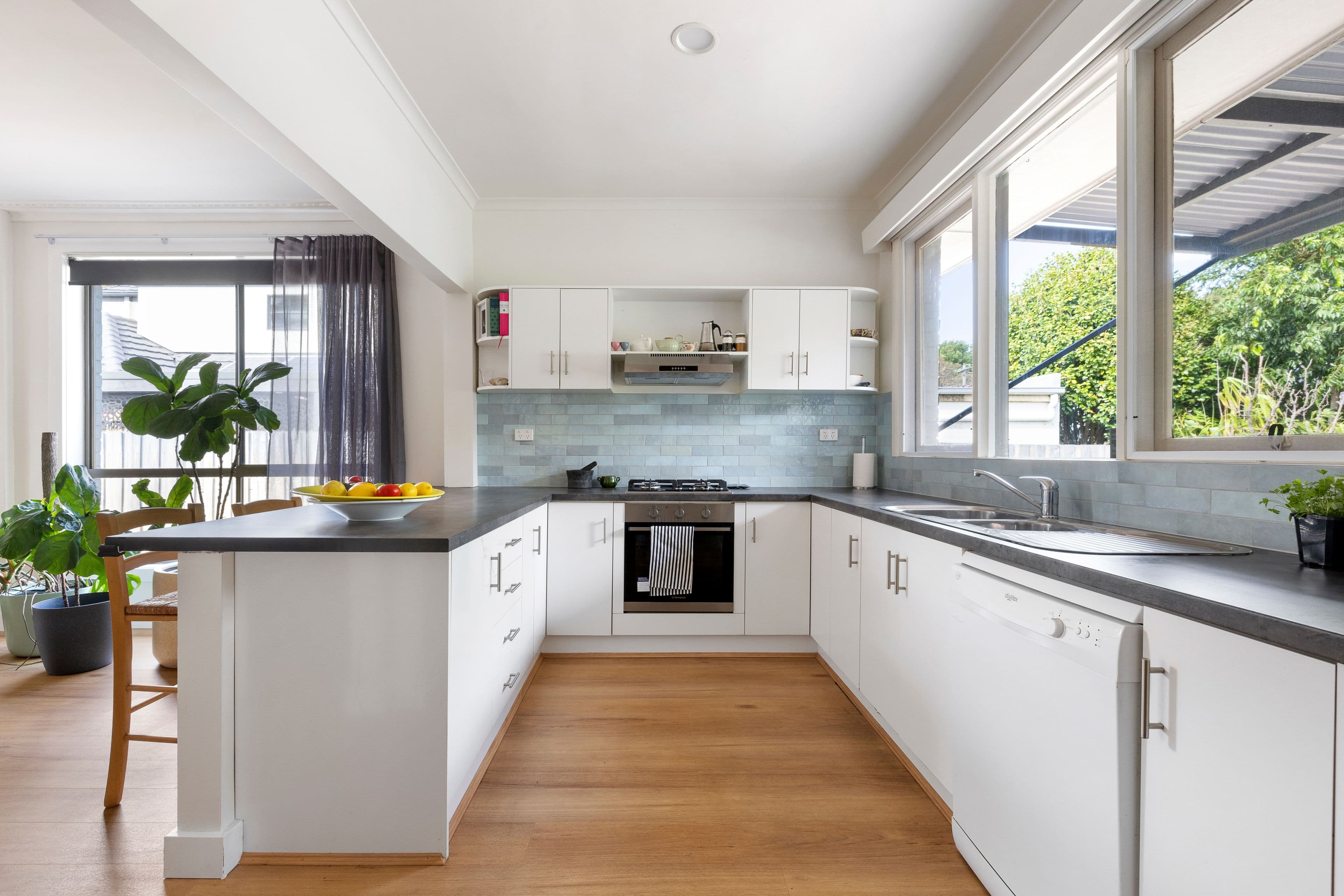 4 Keast Street, Frankston South VIC 3199, Frankston South - Thumbnail 4
