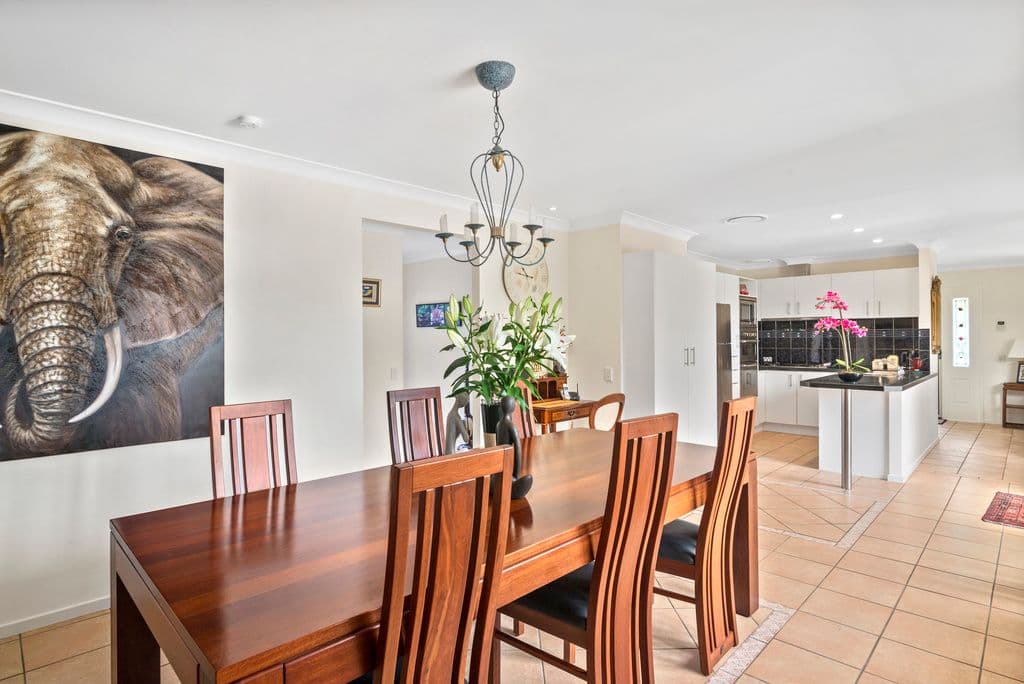 29 Silver Glade Drive, Elanora QLD 4221, Elanora - Thumbnail 3