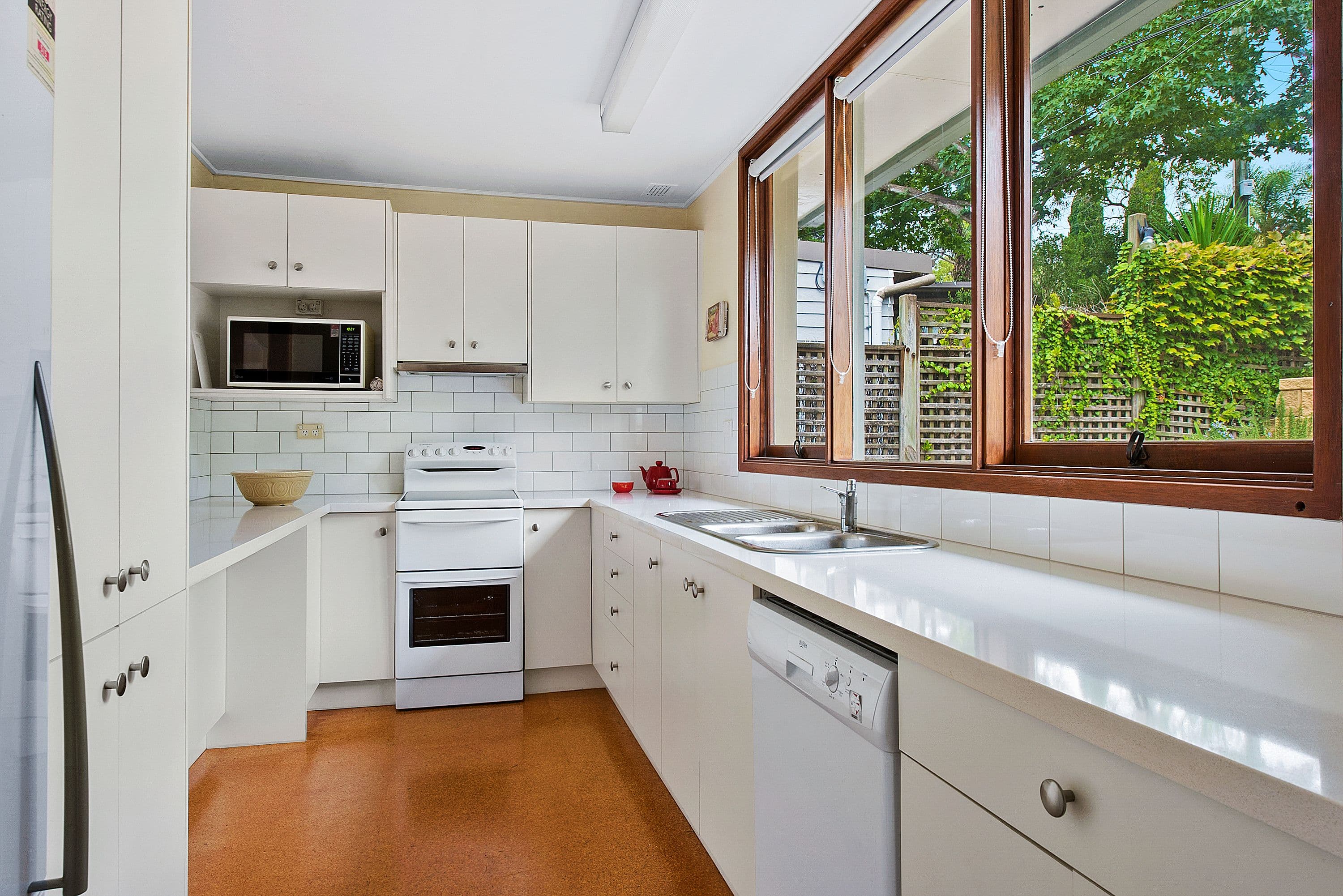 4 Meredith Avenue, Hornsby Heights - Thumbnail 4