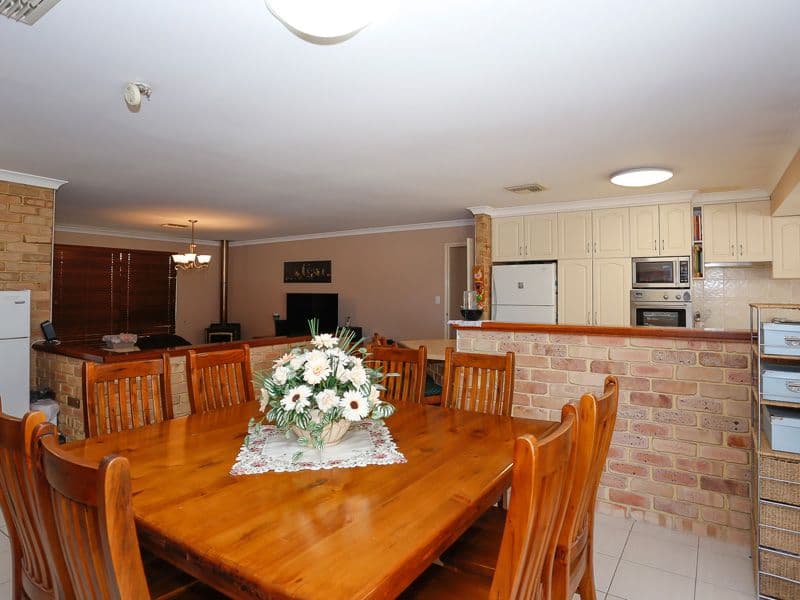 33 Augustus Way, Marangaroo WA 6064, Marangaroo - Thumbnail 8