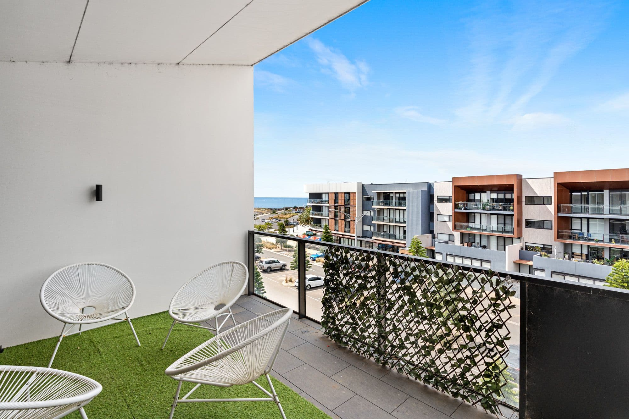 33 Quay Boulevard, Werribee South VIC 3030, Werribee South - Thumbnail 2