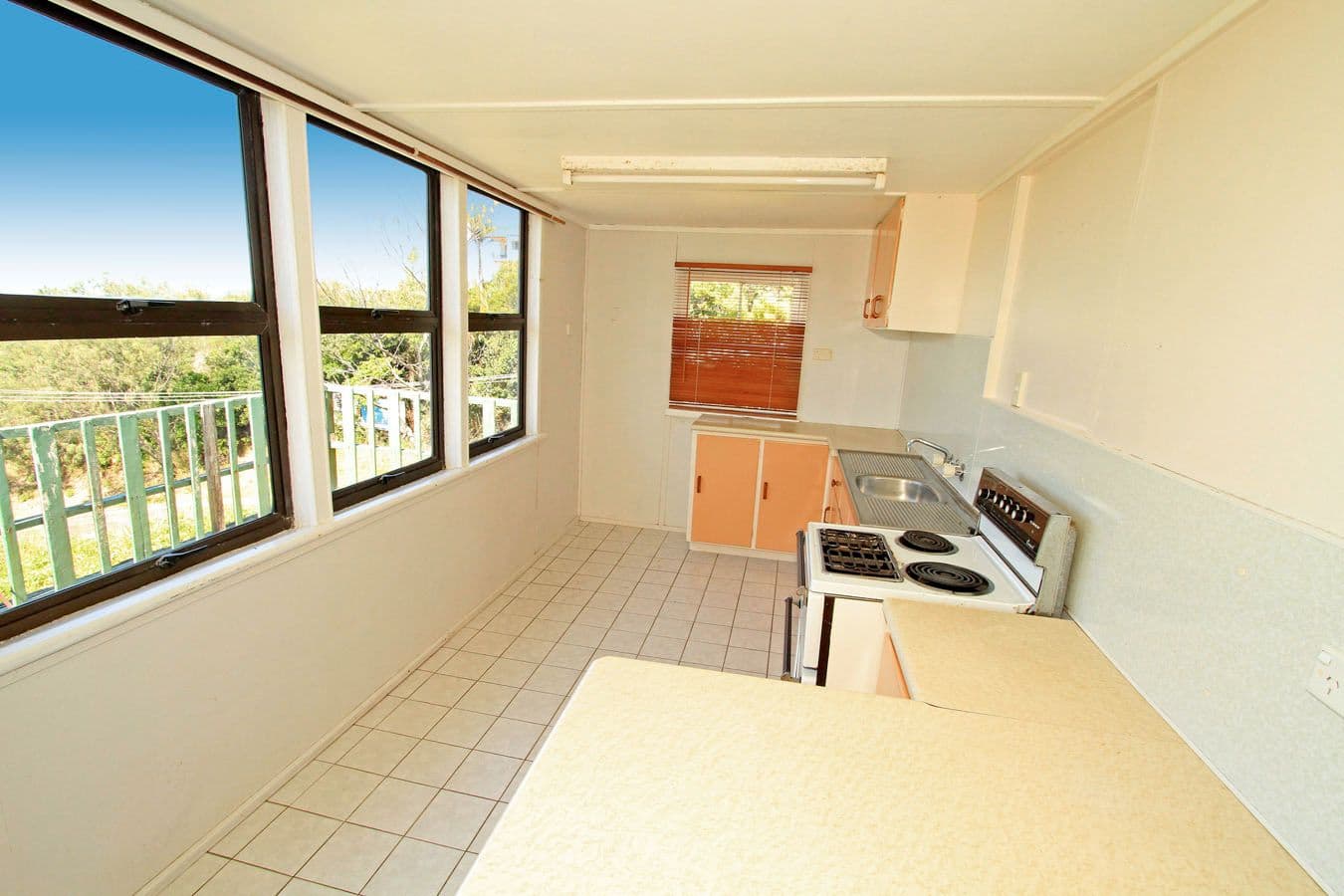 1 Ocean Circle, YEPPOON QLD 4703, Yeppoon - Thumbnail 2