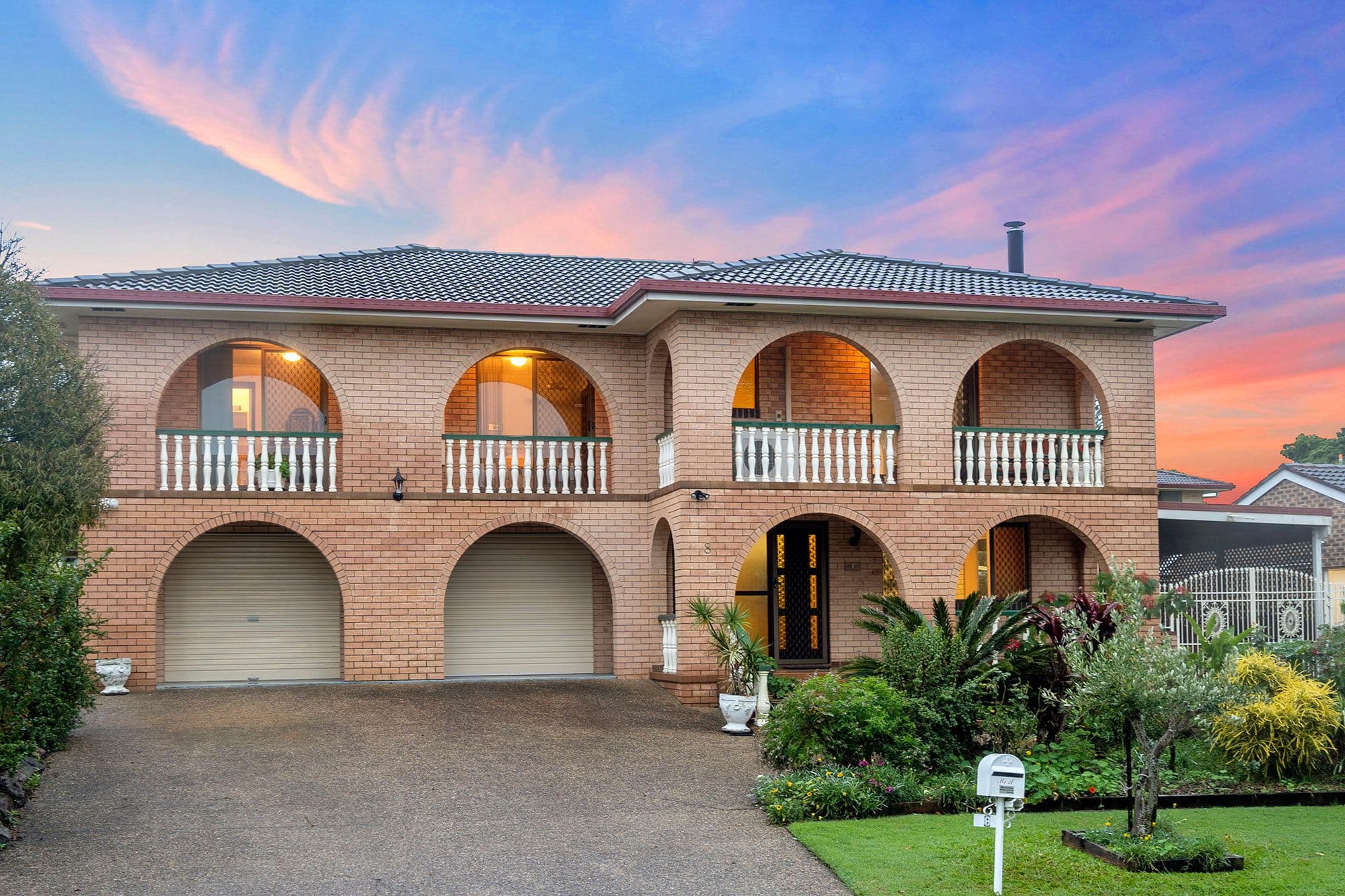 8 Verdelho Street, Eight Mile Plains QLD 4113, Eight Mile Plains - Thumbnail 2