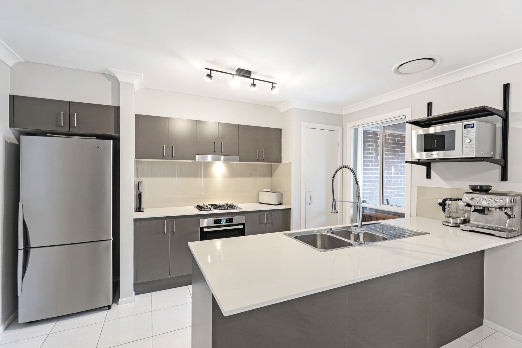49 Lakeview Drive, Cranebrook NSW 2749, Cranebrook - Thumbnail 2
