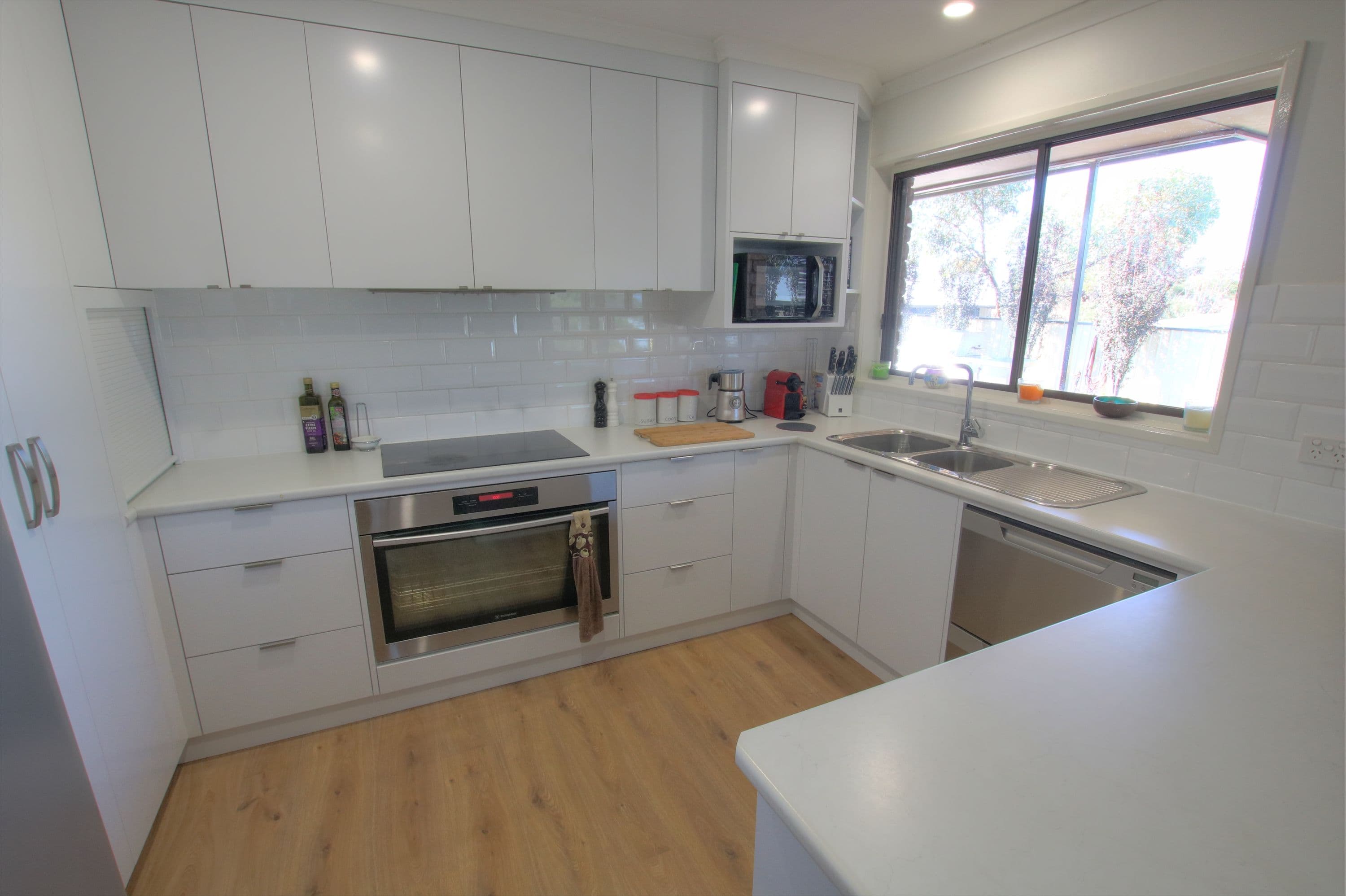 16 Sherwood Avenue, Loxton North SA 5333, Loxton North - Thumbnail 3