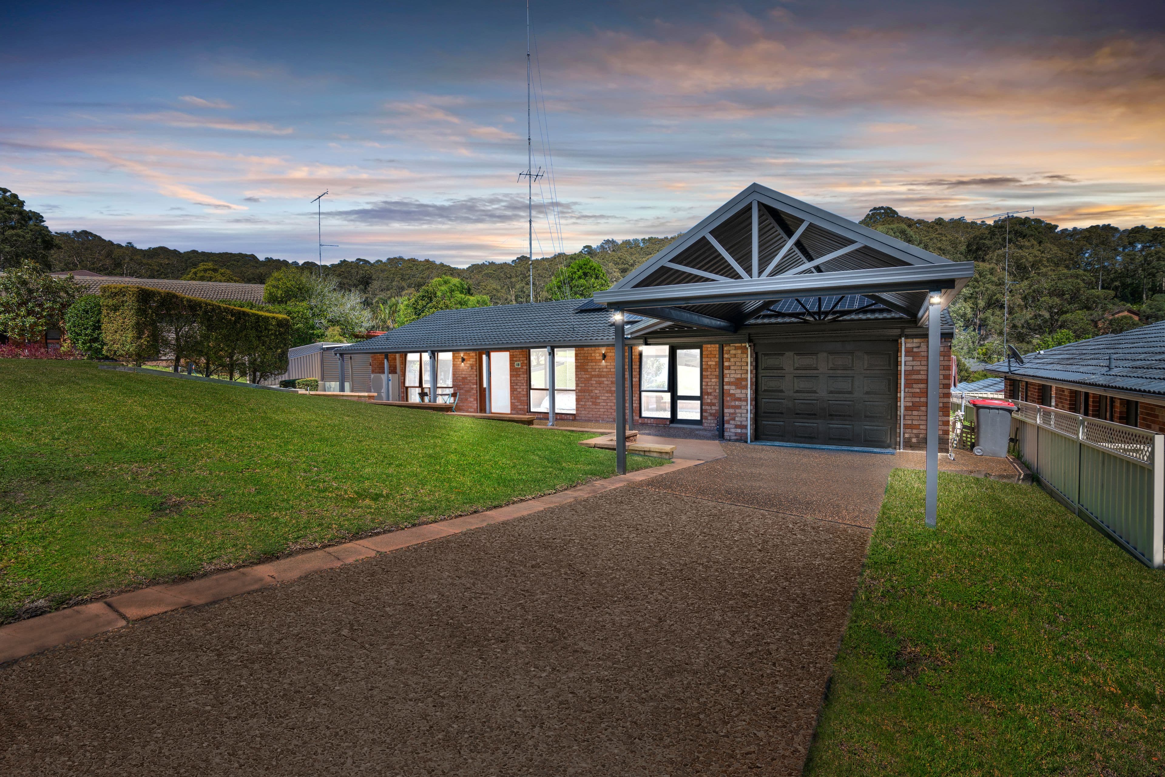 18 Huntington Close, Eleebana NSW 2282, Eleebana - Image 1
