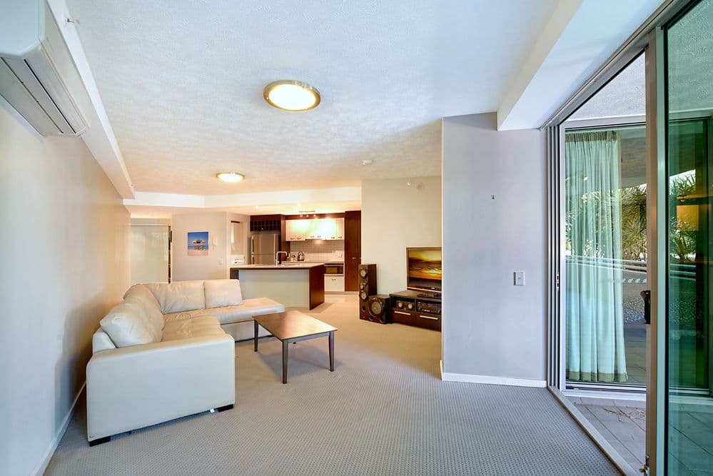 18 Fern Street, SURFERS PARADISE QLD 4217, Surfers Paradise - Thumbnail 2