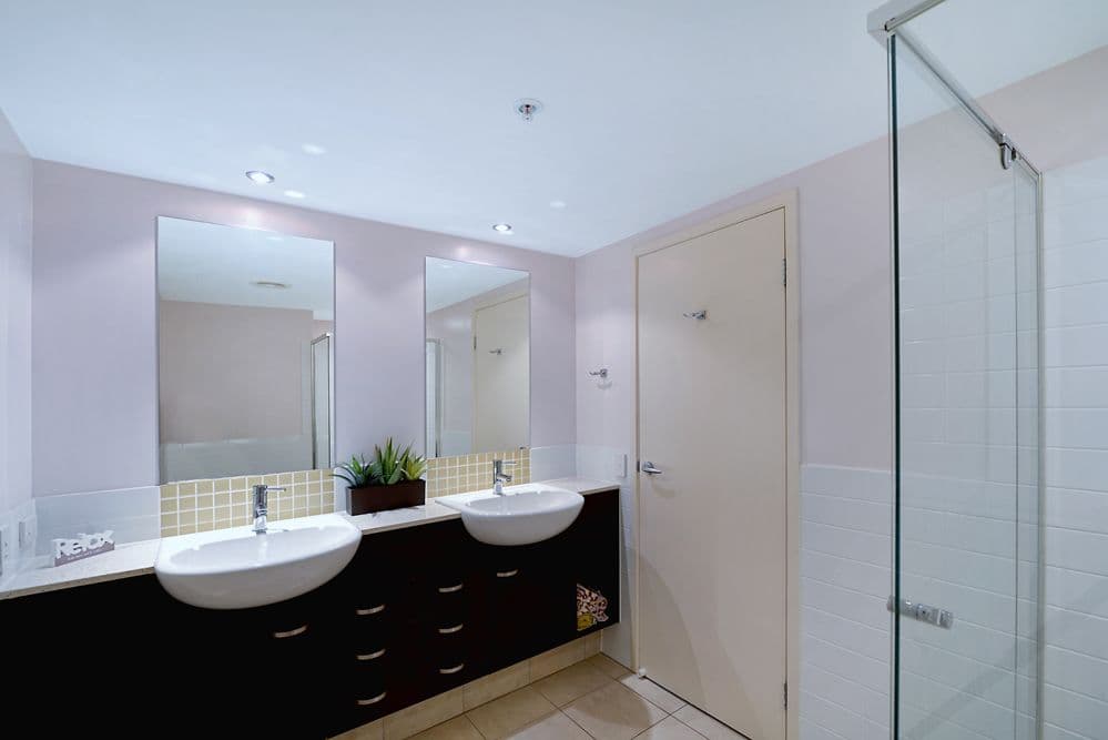 18 Fern Street, SURFERS PARADISE QLD 4217, Surfers Paradise - Thumbnail 6