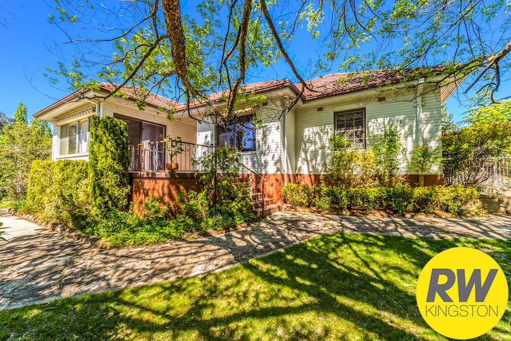30 La Perouse Street, Griffith ACT 2603, Griffith - Thumbnail 2