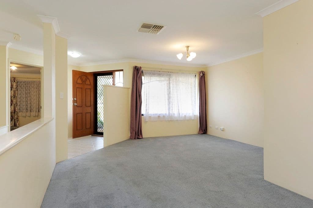 24 Achiever Avenue, PORT KENNEDY WA 6172, Port Kennedy - Thumbnail 2