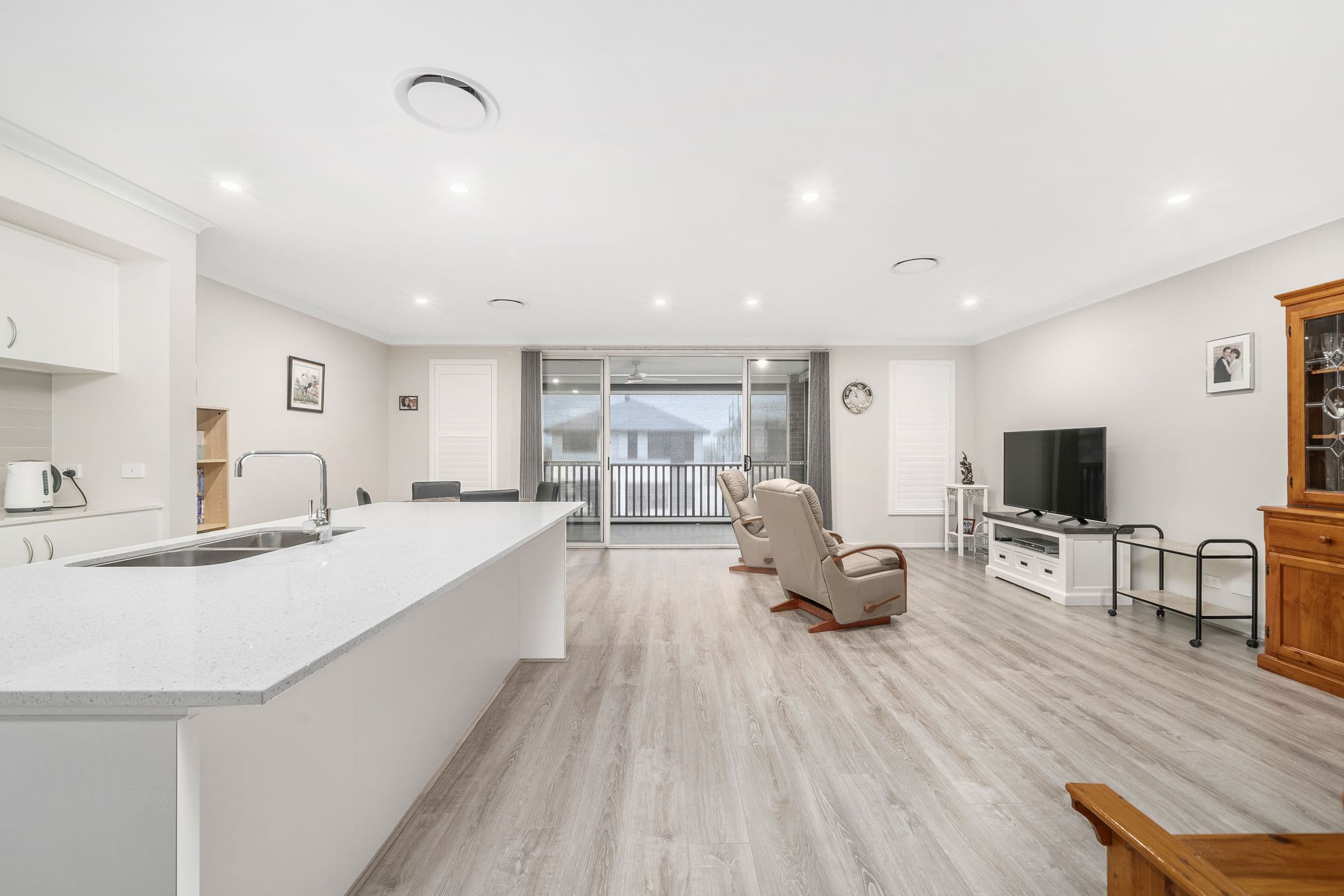 28 Deacon Crescent, Mango Hill QLD 4509, Mango Hill - Thumbnail 4