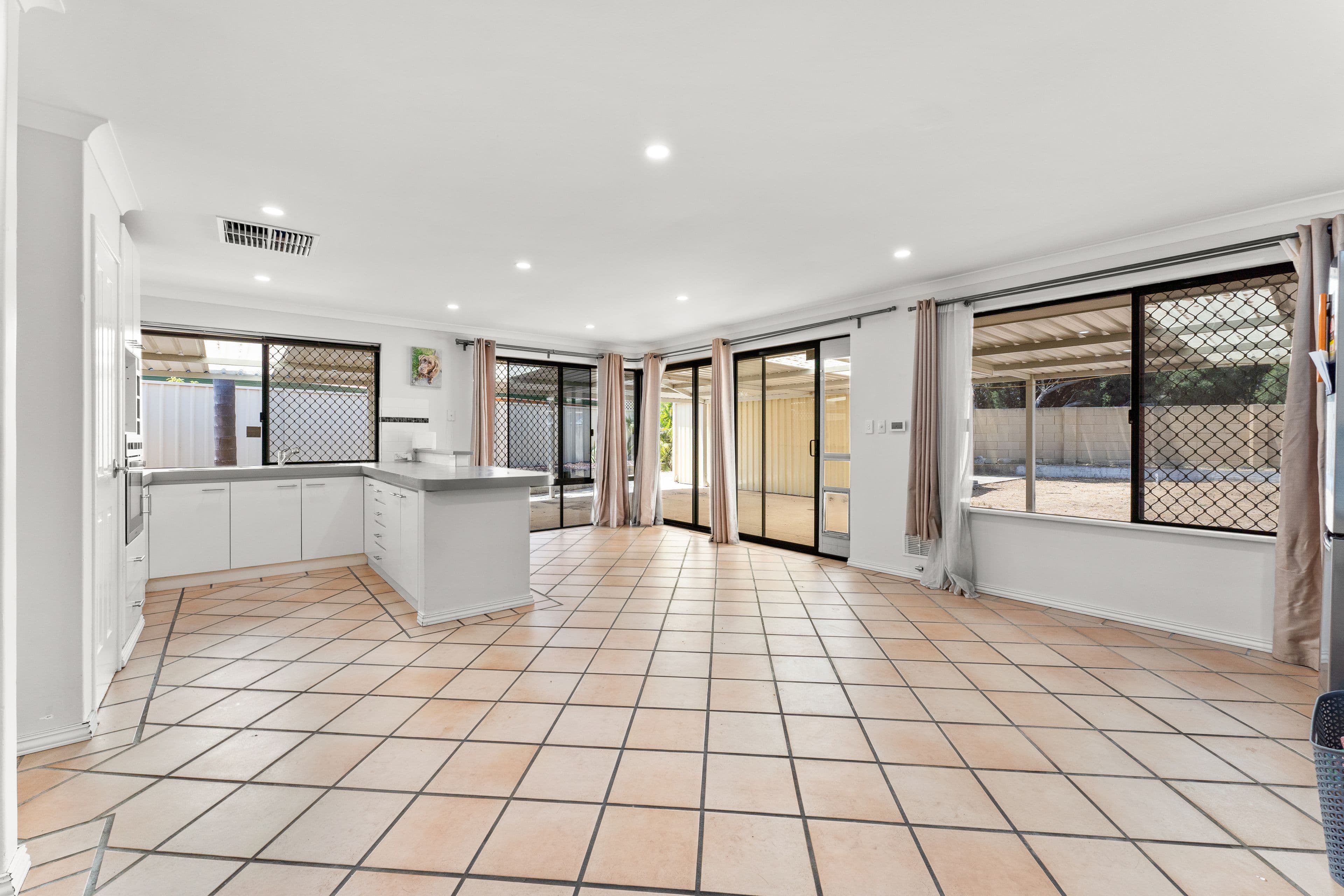 10 Hove Place, Warnbro WA 6169, Warnbro - Thumbnail 6