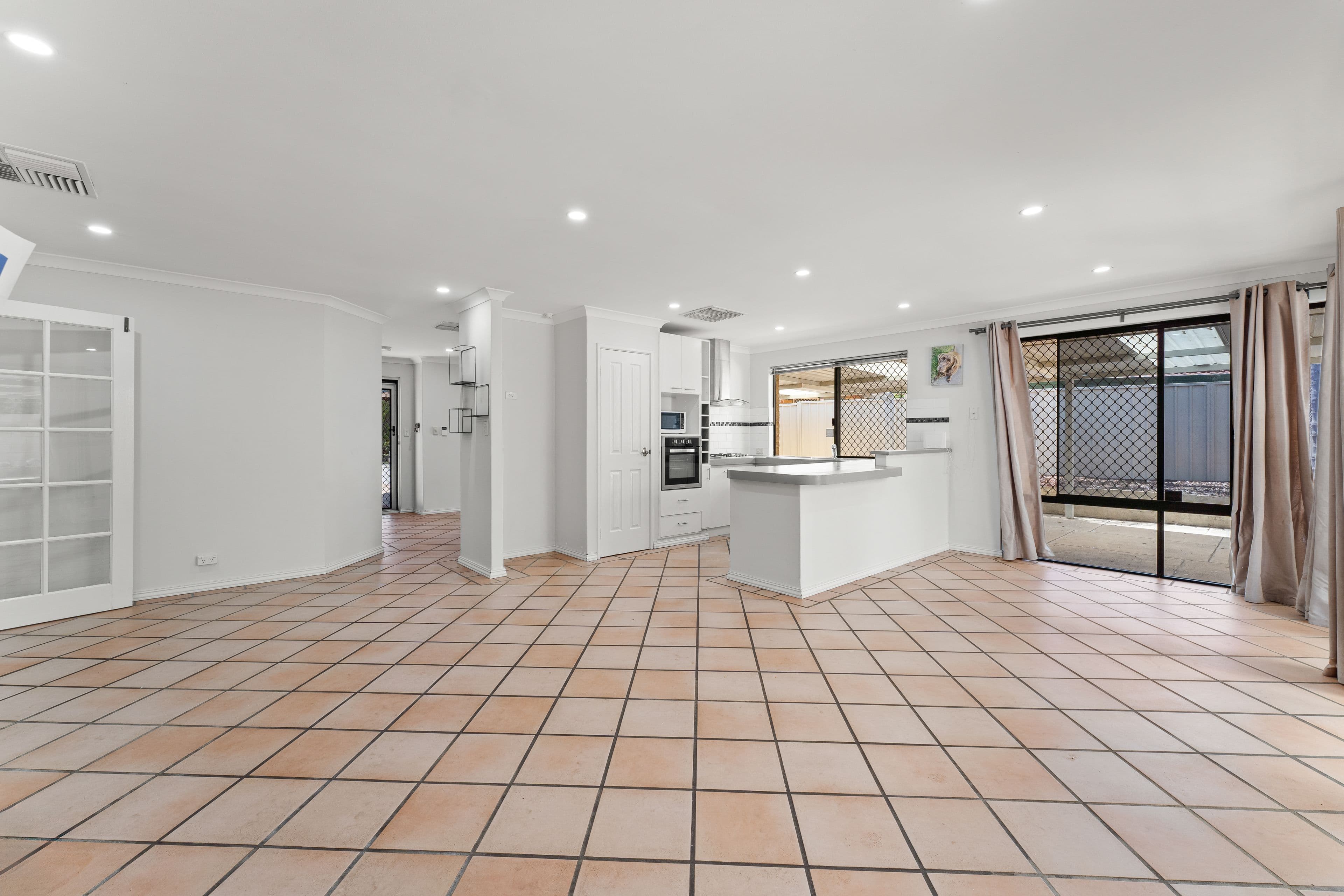 10 Hove Place, Warnbro WA 6169, Warnbro - Thumbnail 7