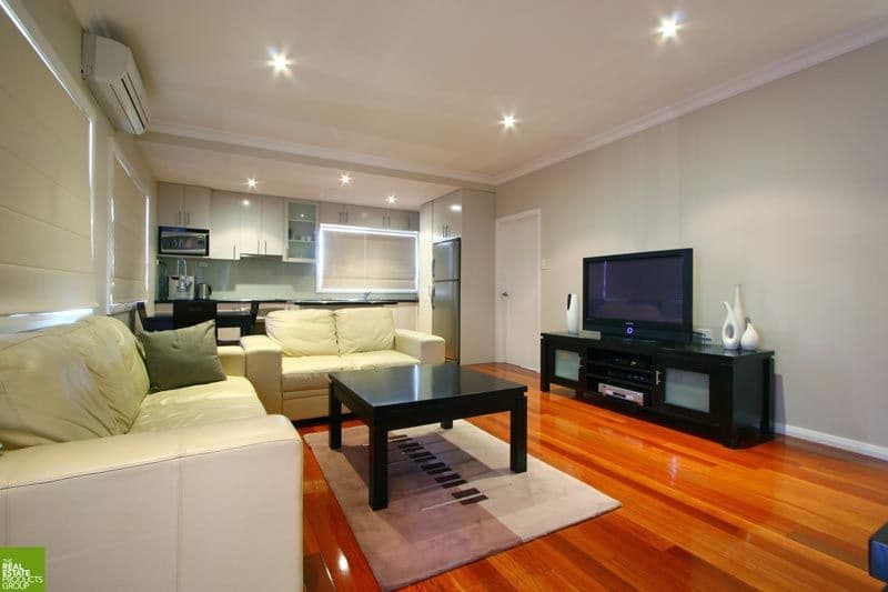 60 The Avenue, MOUNT SAINT THOMAS NSW 2500, Mount Saint Thomas - Thumbnail 3
