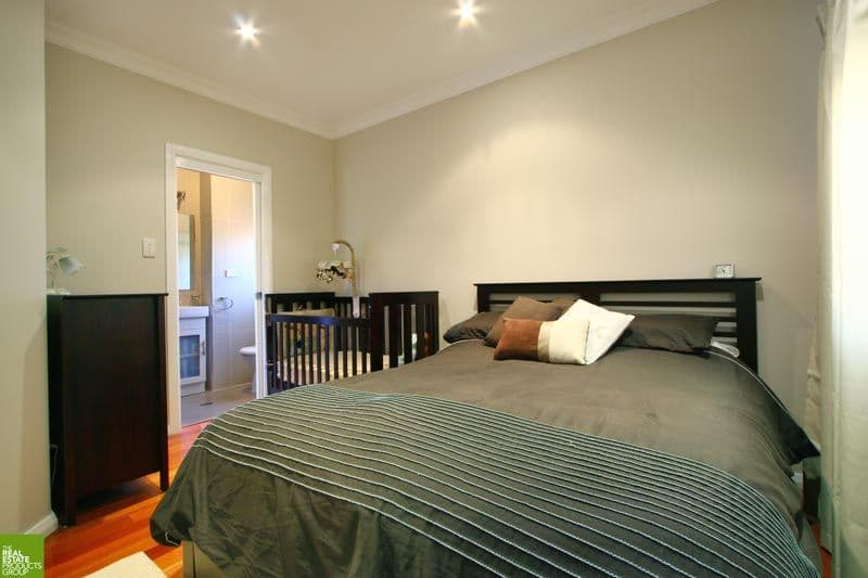 60 The Avenue, MOUNT SAINT THOMAS NSW 2500, Mount Saint Thomas - Thumbnail 7