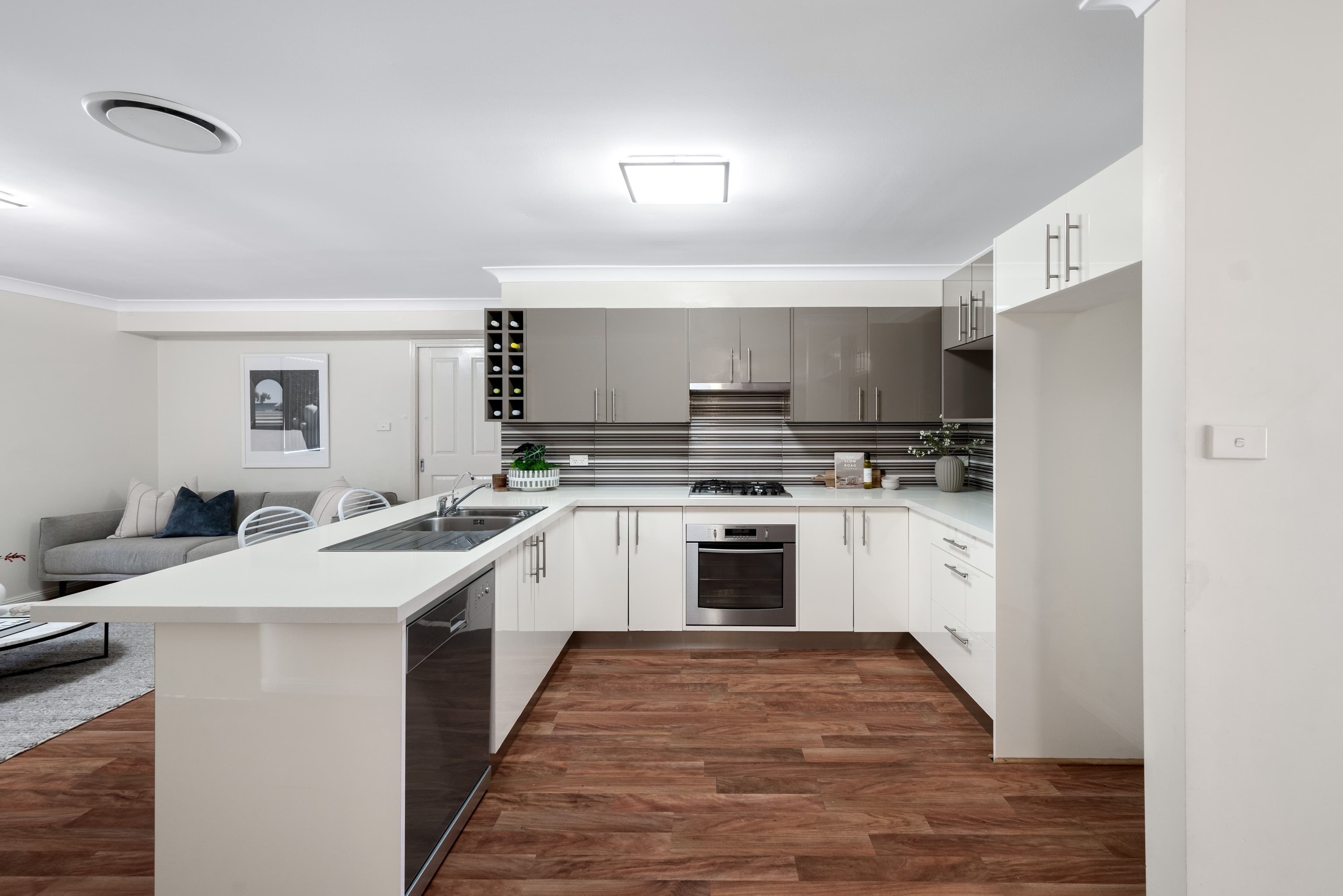 16/103 The Lakes Drive, Glenmore Park NSW 2745, Glenmore Park - Thumbnail 3