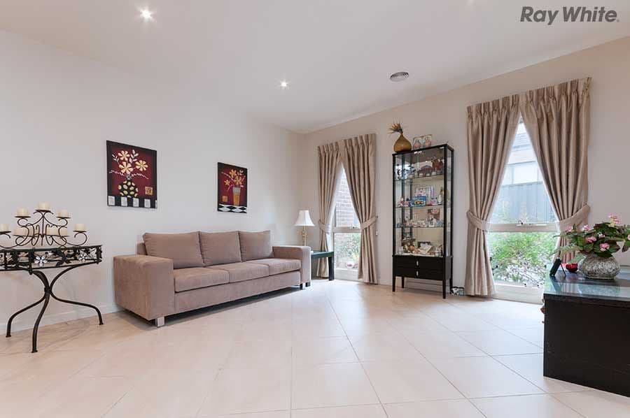 19 Bloomsbury Court, Hillside VIC 3037, Hillside - Thumbnail 2