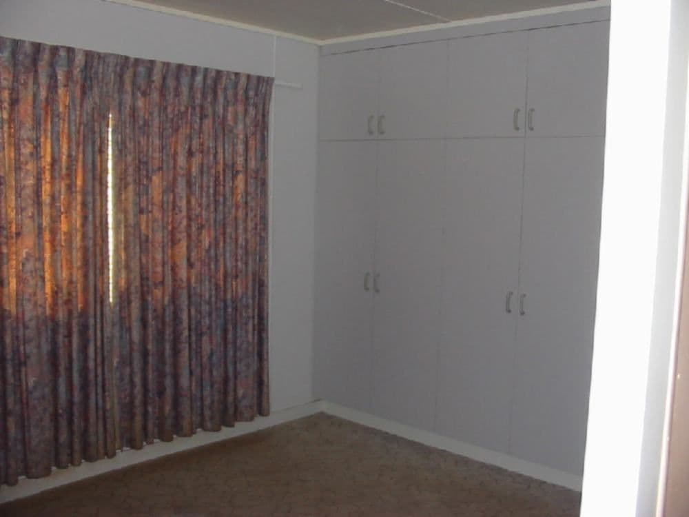 22 Alyss, HUGHENDEN QLD 4821, Hughenden - Thumbnail 3