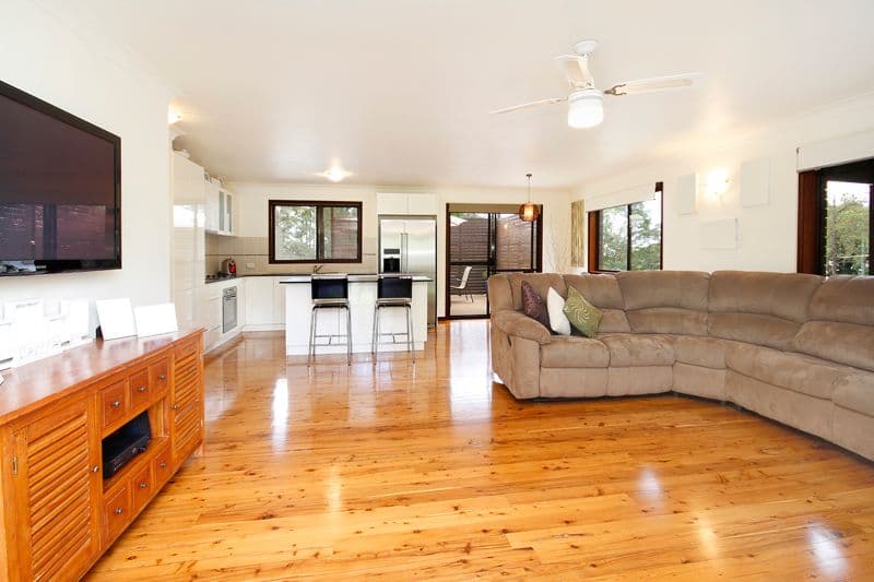 143 Panorama Drive, ROSEMOUNT QLD 4560, Rosemount - Thumbnail 4