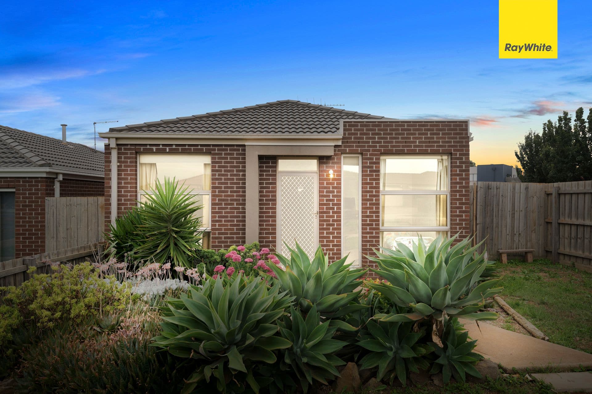 6 Roslyn Park Drive, HARKNESS VIC 3337, Harkness - Image 1
