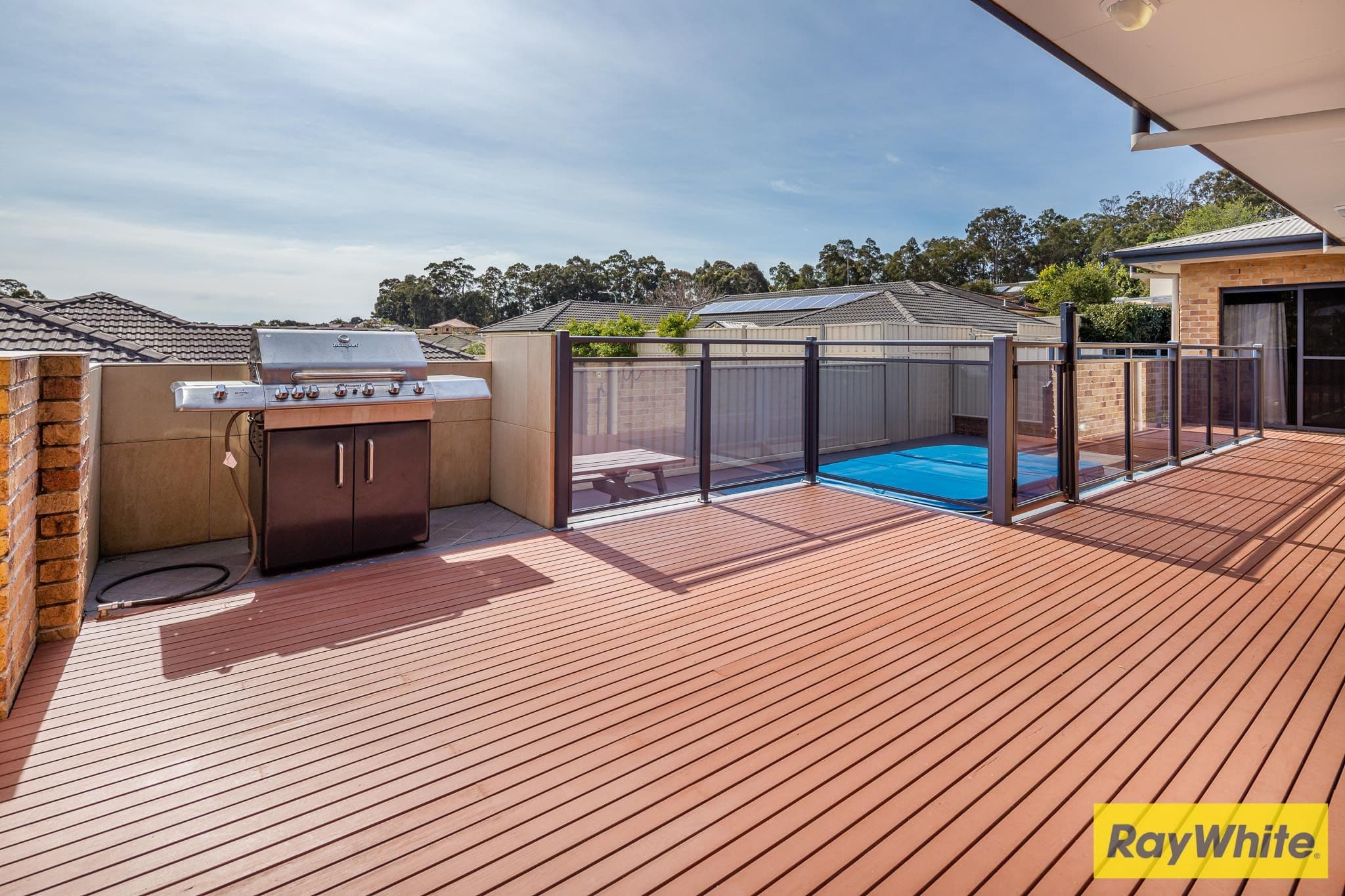 8 Callaway Avenue, Cranbourne West - Thumbnail 2