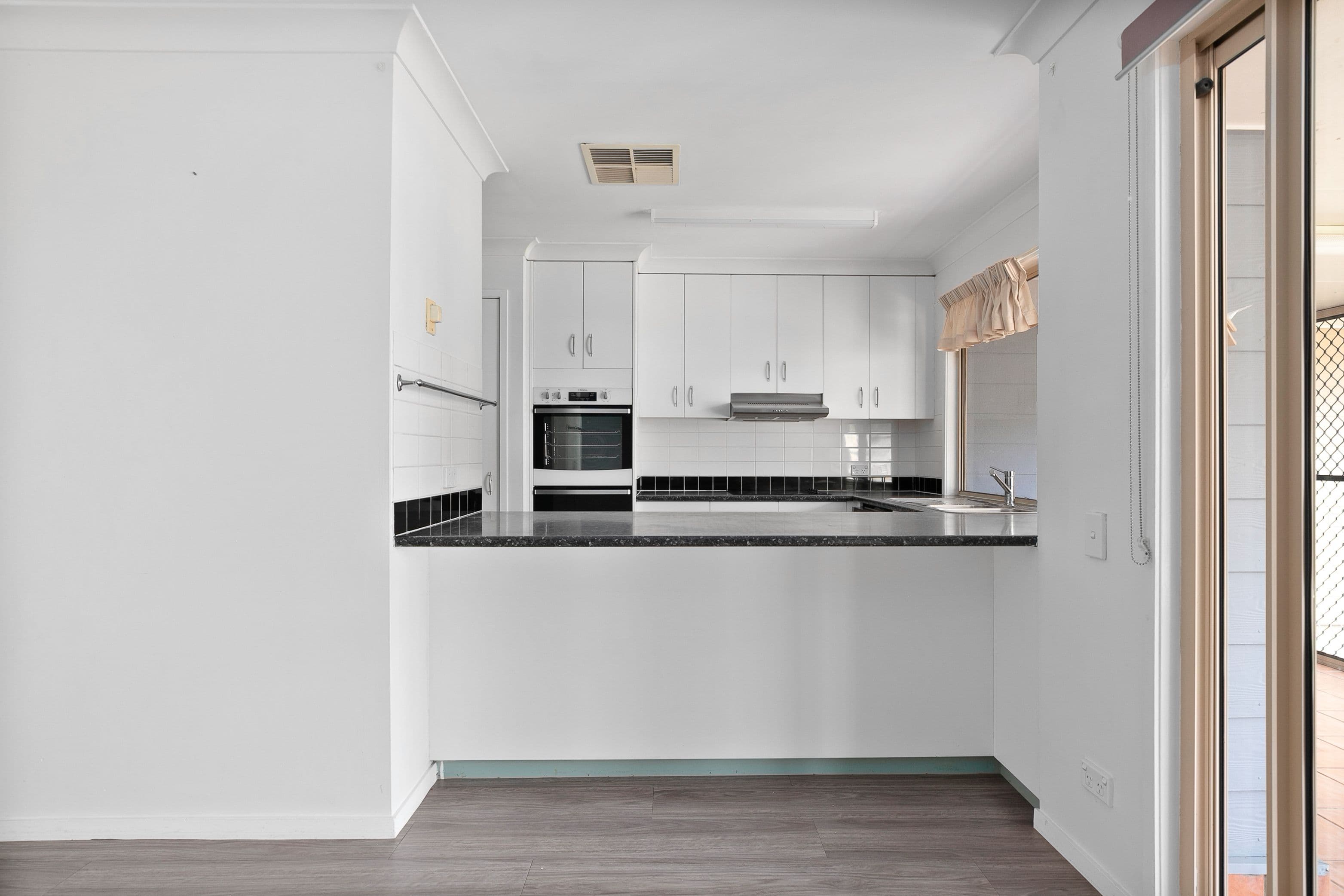 11 Peggy Court, Emerald QLD 4720, Emerald - Thumbnail 5