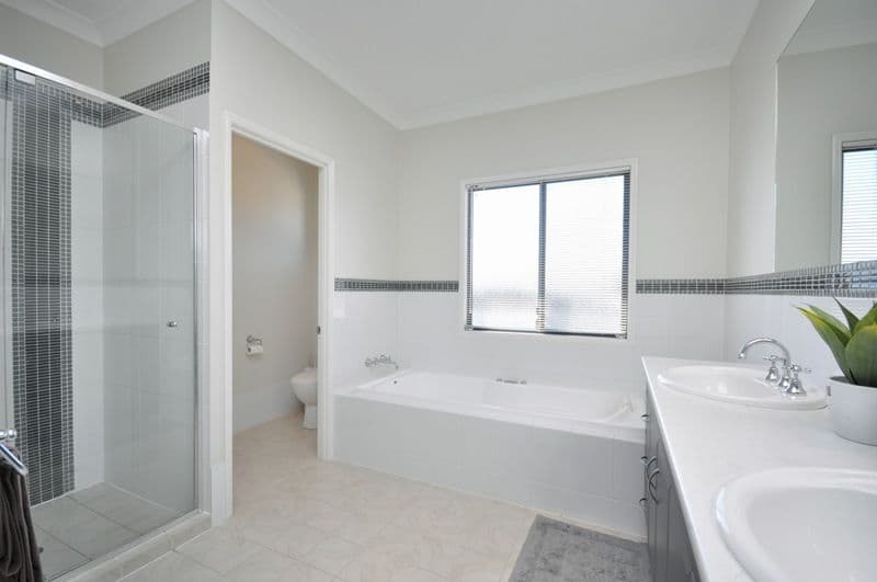 23 Stanley Road, CAMP HILL QLD 4152, Camp Hill - Thumbnail 6