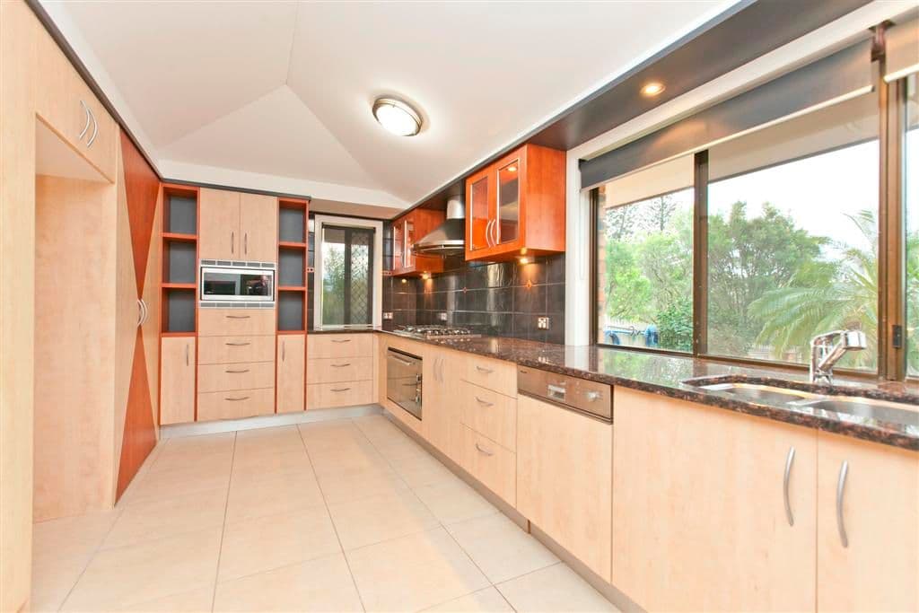 43 Mary Pleasant Drive, BIRKDALE QLD 4159, Birkdale - Thumbnail 2