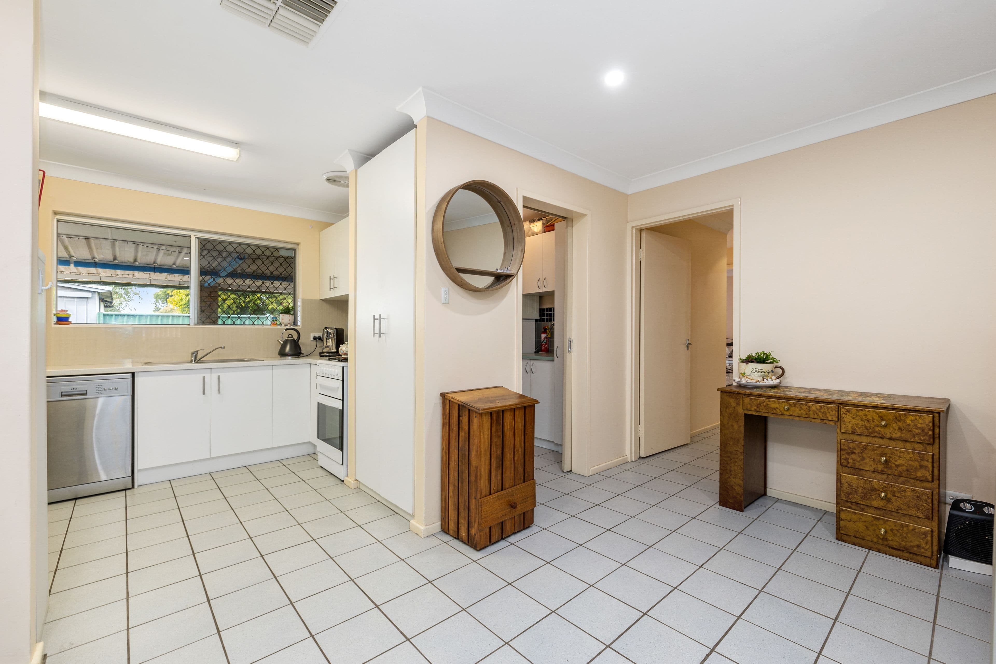 32 Maguire Avenue, Beechboro WA 6063, Beechboro - Thumbnail 7