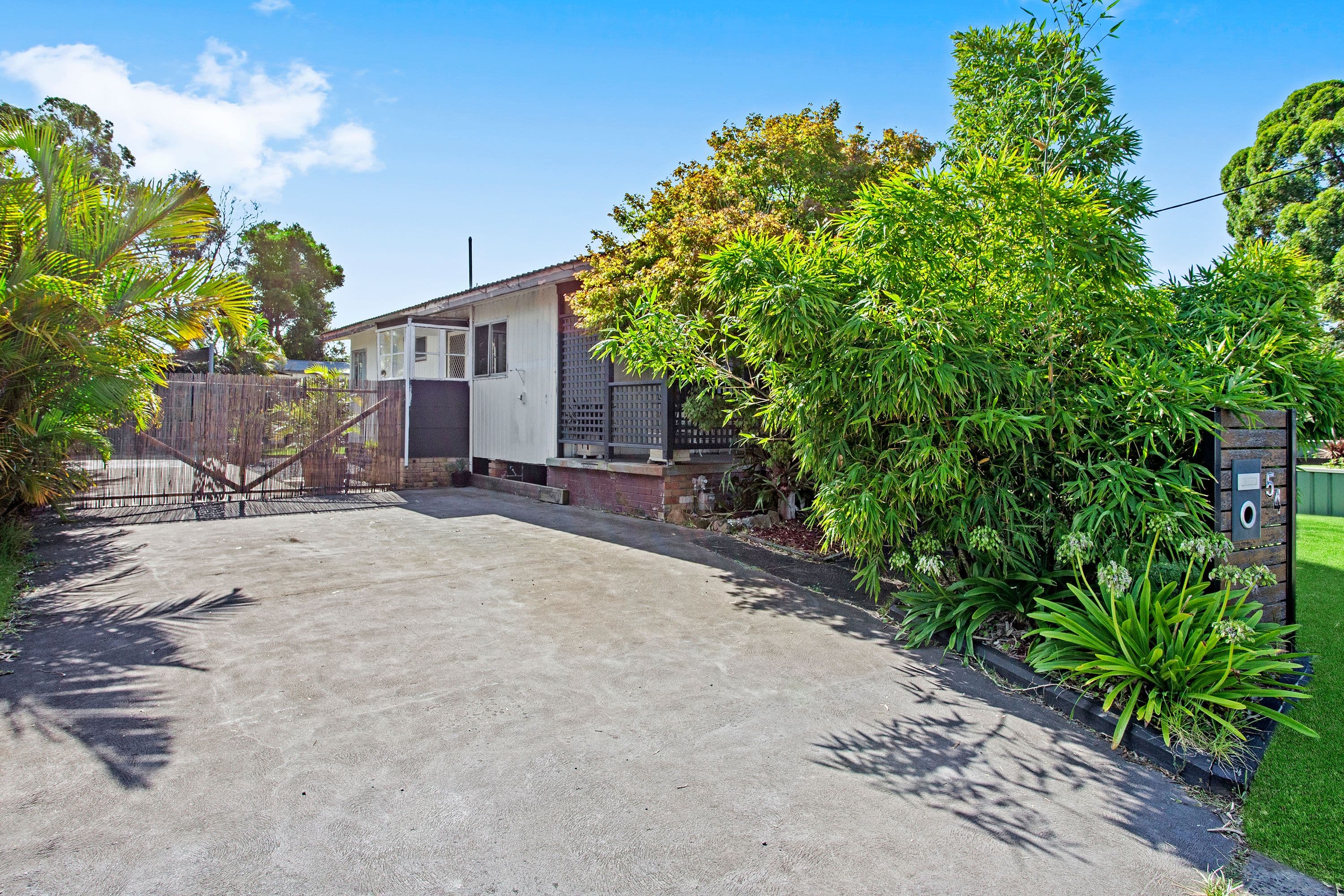 54 Warratta Road, Killarney Vale NSW 2261, Killarney Vale - Thumbnail 2