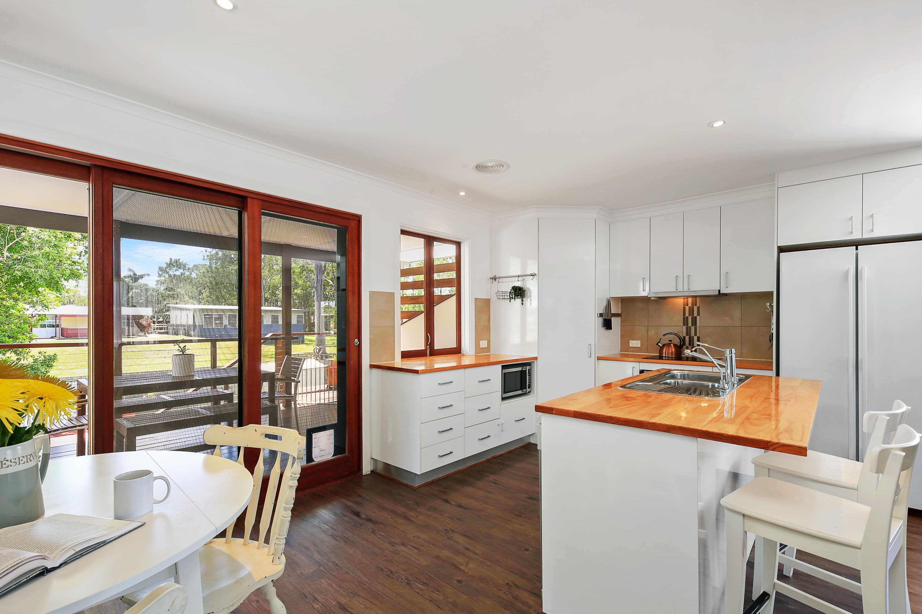 16 Barrack Street, Loganholme QLD 4129, Loganholme - Thumbnail 2