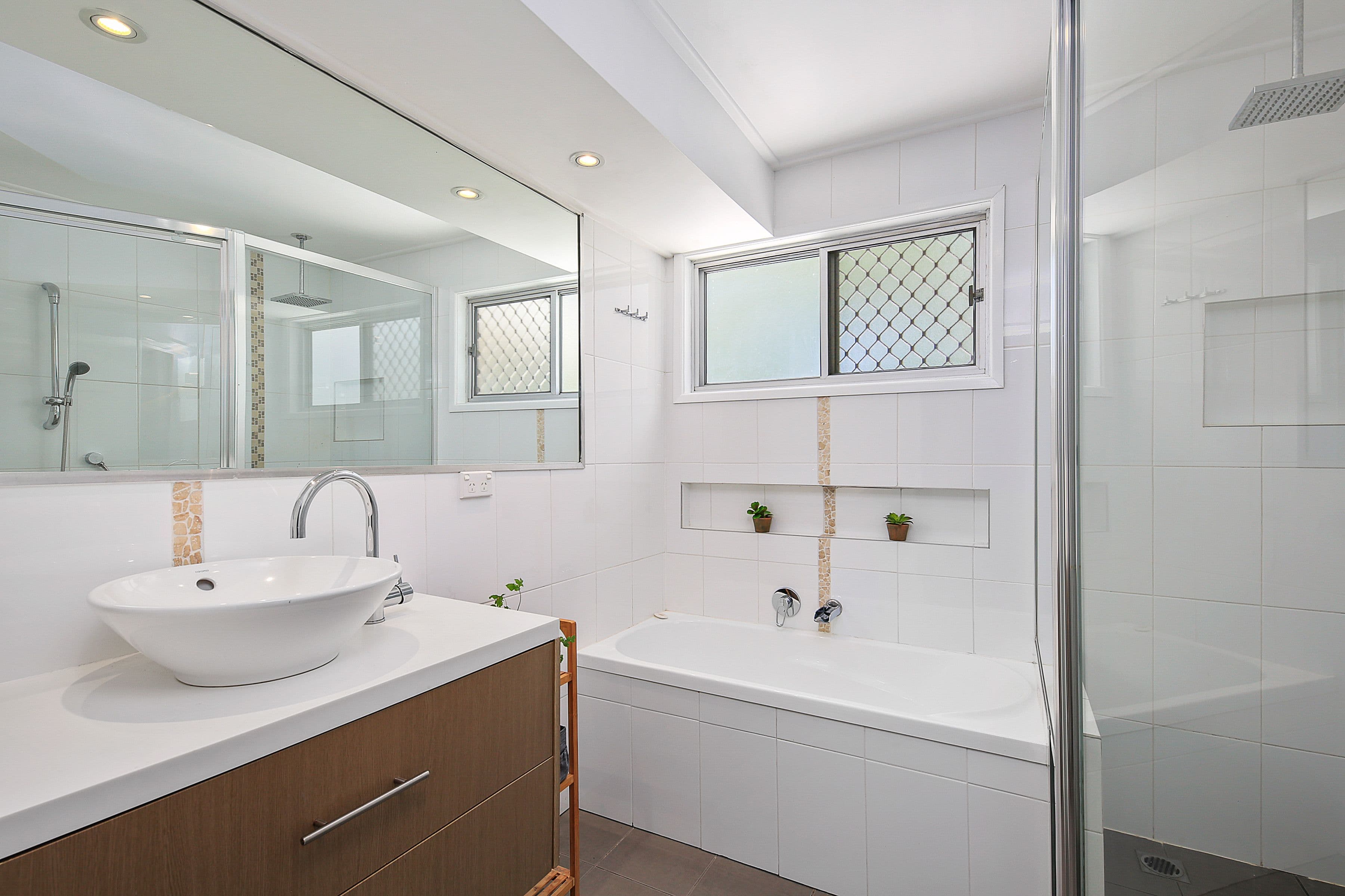 16 Barrack Street, Loganholme QLD 4129, Loganholme - Thumbnail 6