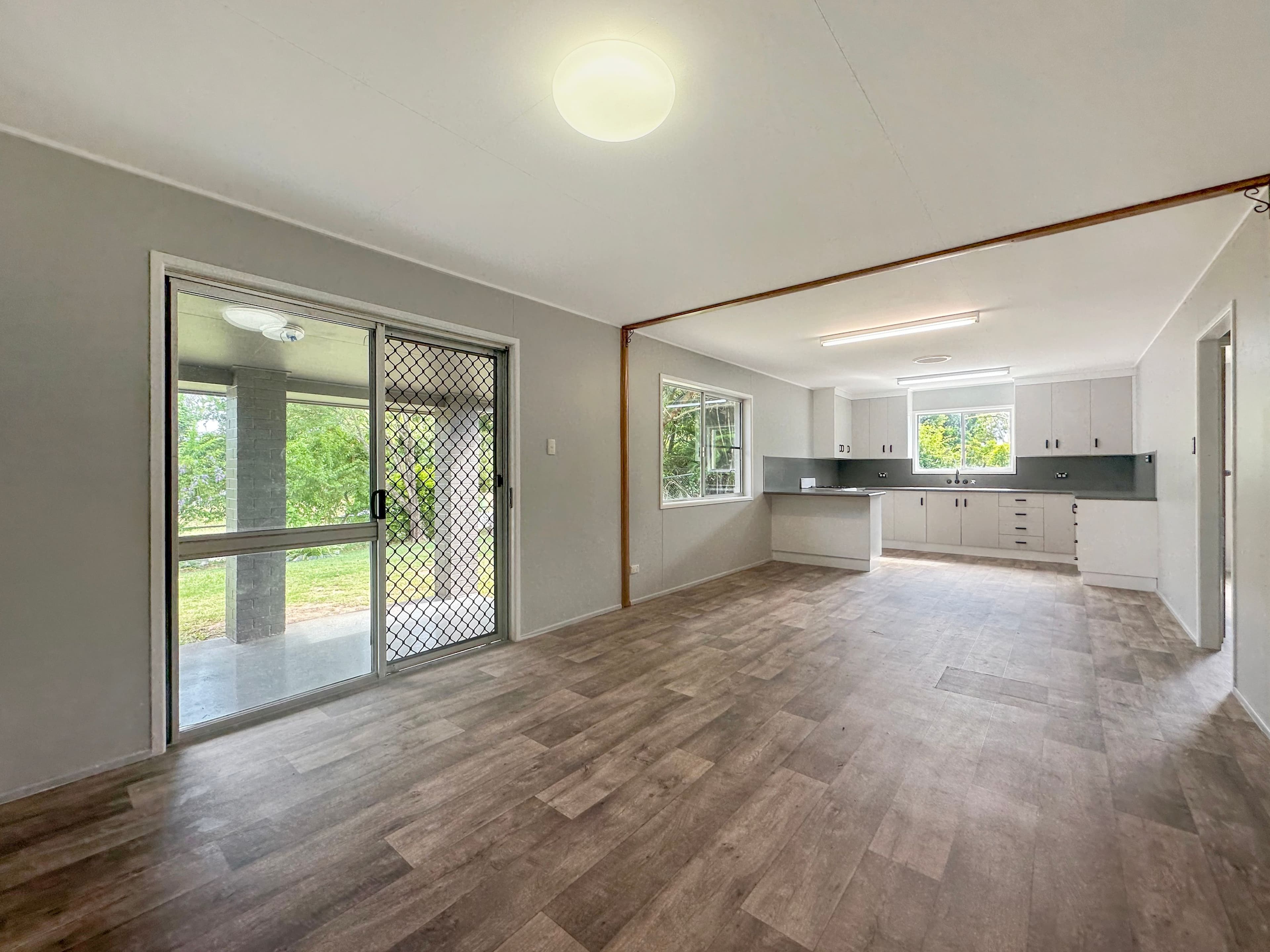54 Crescent Street, Armstrong Beach QLD 4737, Armstrong Beach - Thumbnail 5