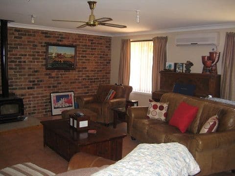33 Herrmann Street, COONAMBLE NSW 2829, Coonamble - Thumbnail 6