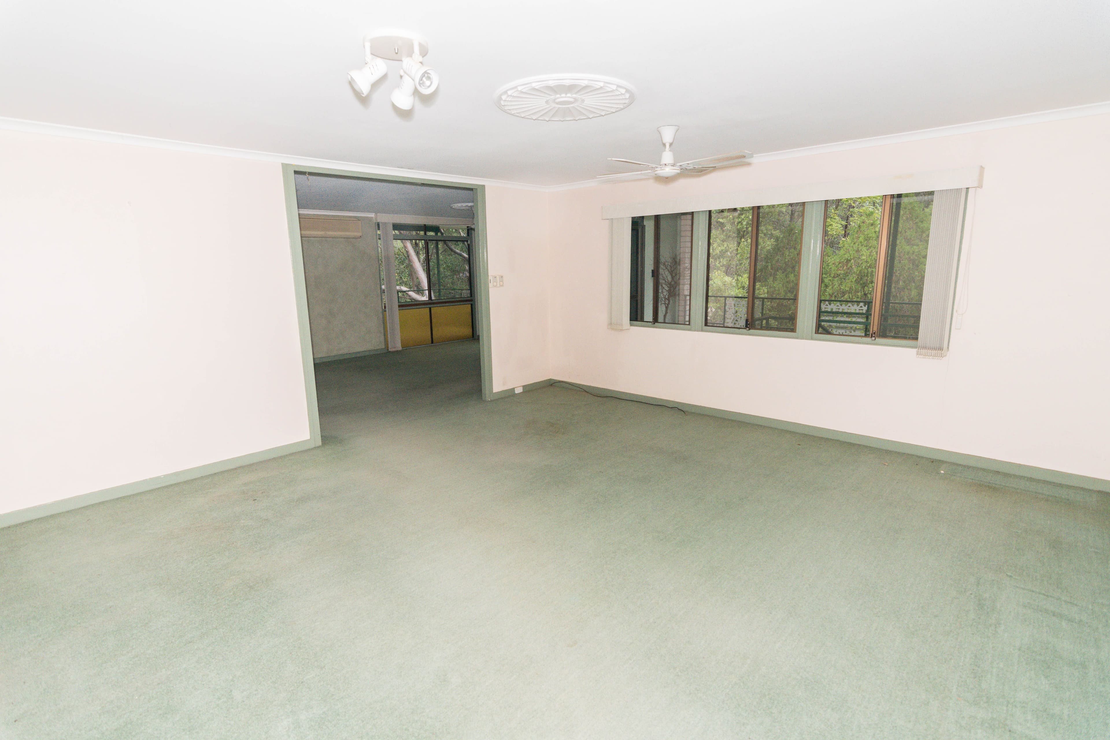 93 Velvet Street, Pine Mountain QLD 4306, Pine Mountain - Thumbnail 5