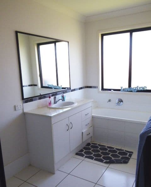 26 Paris Parade, Ormeau QLD 4208, Ormeau - Thumbnail 6