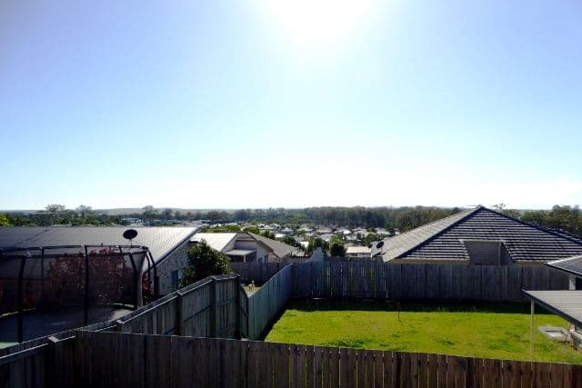 26 Paris Parade, Ormeau QLD 4208, Ormeau - Thumbnail 8