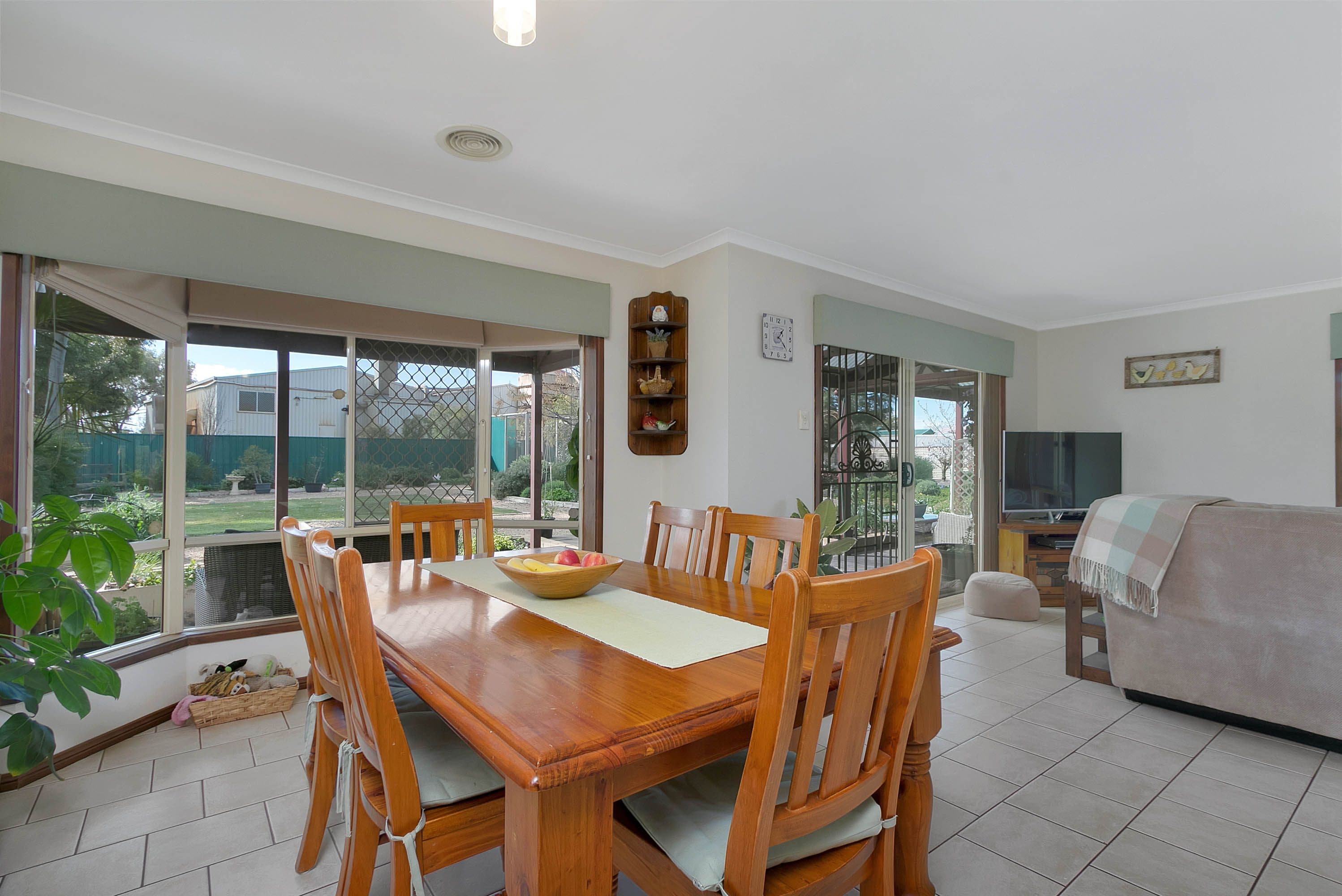 14 Jemalong Crescent, Roseworthy SA 5371, Roseworthy - Thumbnail 2