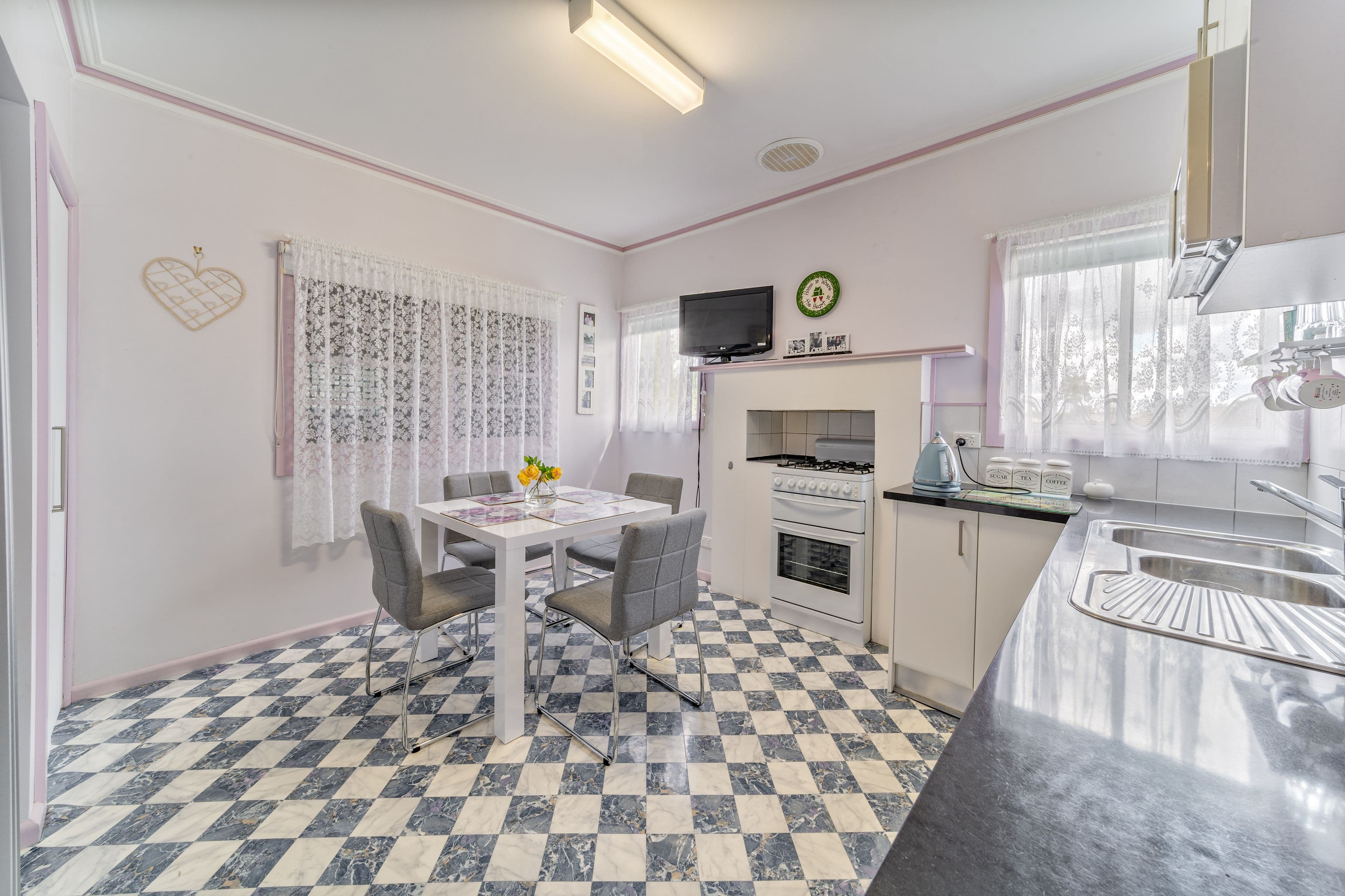 33 Wesley Street, Kangaroo Flat VIC 3555, Kangaroo Flat - Thumbnail 7
